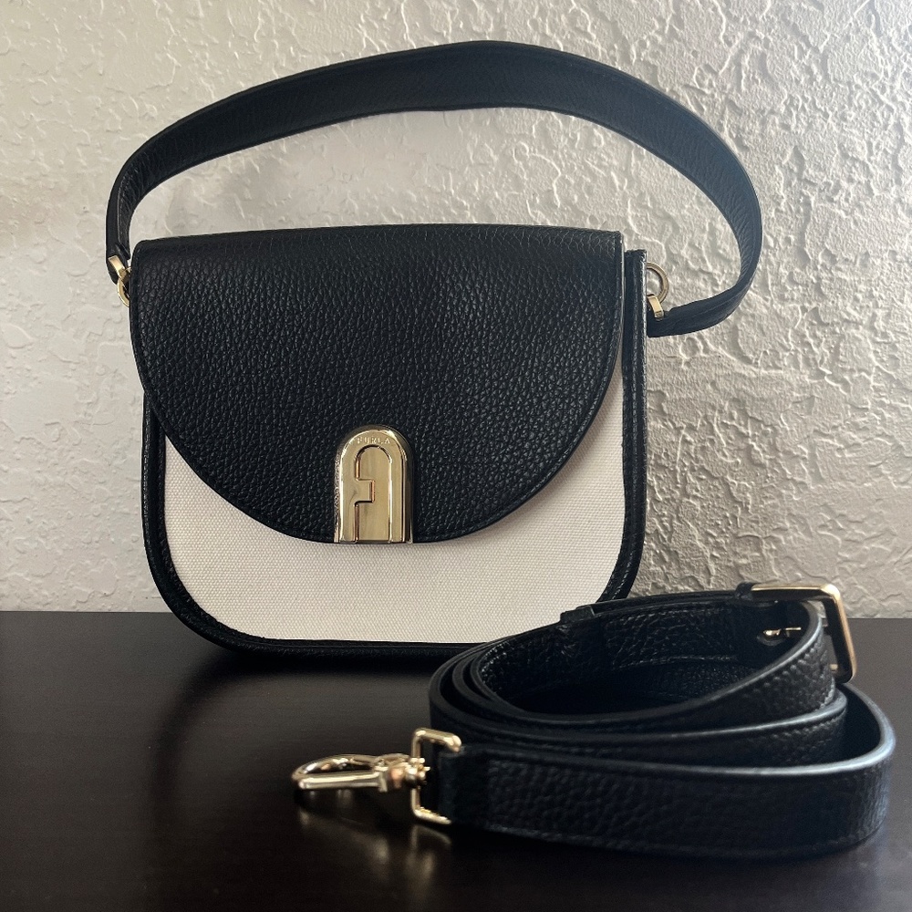 Black and White Crossbody Shoulder Bag with Gold Accent - Picture 5 of 11